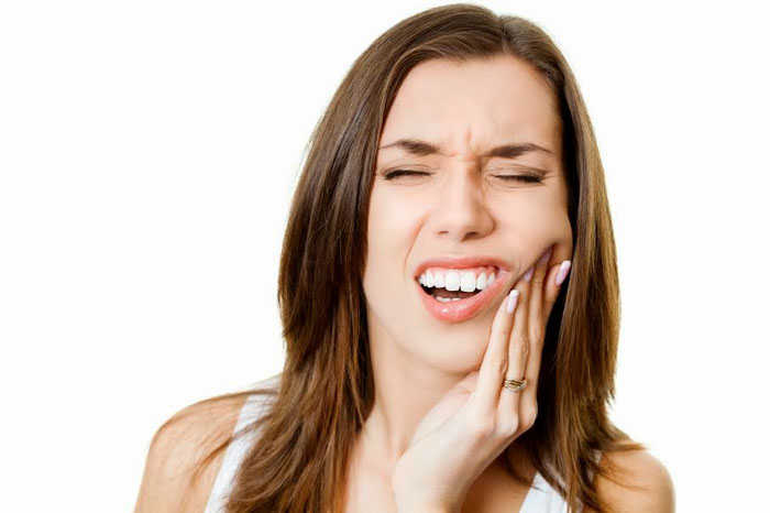 تخلصوا من ألم الأسنان في 5 دقائق بفضل هذا العلاج المنزلي Ifarasha