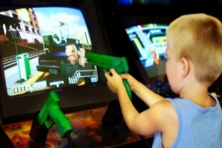 ألعاب الفيديو العنيفة مفيدة للأولاد