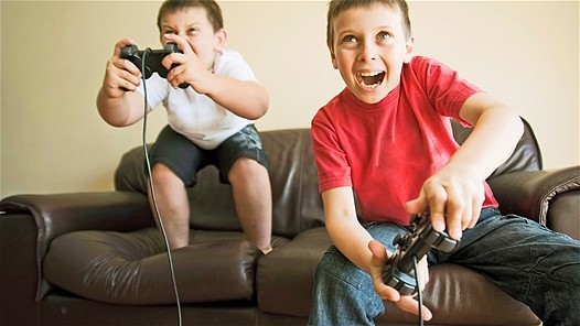 ما هي الفائدة التي تقدمها ألعاب الفيديو العنيفة لأولادنا؟