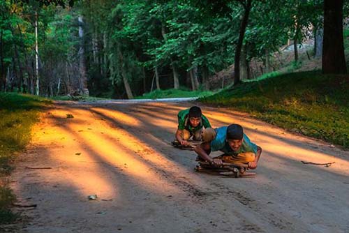 30 صورة أكثر من ساحرة لأولاد يلعبون حول العالم- ifarasha15