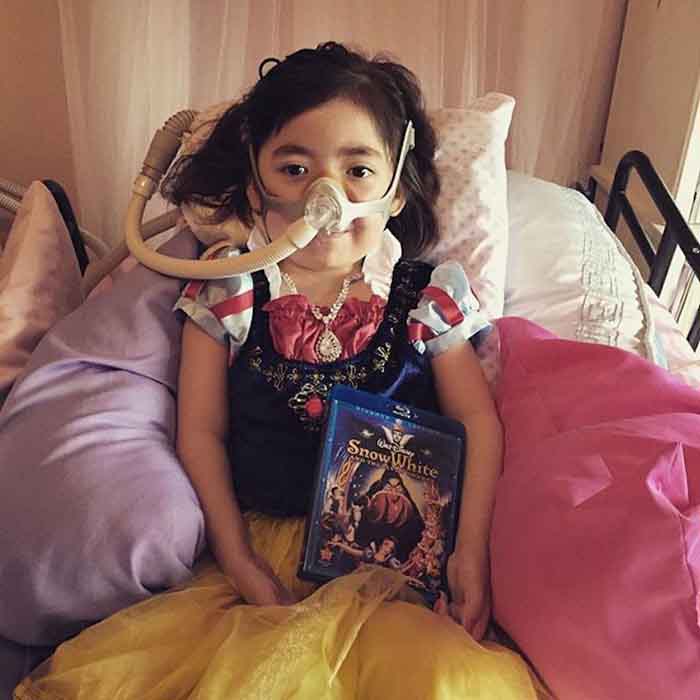 سمح هؤلاء الأهل لطفلتهم البالغة من العمر3 سنوات أن تختار الموت