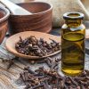 بذر الكتان والقرنفل