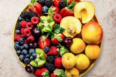 تعرّف على كميّة كالوري في أنواع الفاكهة